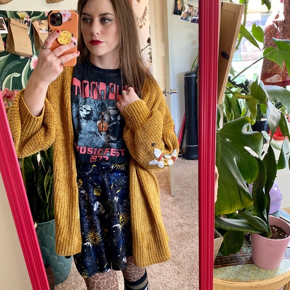 Meet your Posher, Moony - Picture 7 of 8